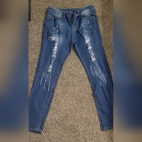 Amazon Jeans Denim - ☆•Women's Dark Blue Distressed Jeans•Size:X Large •☆